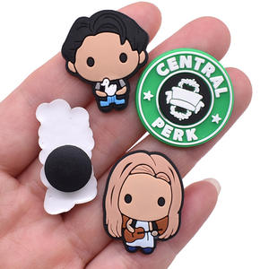 <span class=keywords><strong>Charm</strong></span> per Scarpe a Tema Personaggi di <span class=keywords><strong>Friends</strong></span>, <span class=keywords><strong>Charm</strong></span> TV di <span class=keywords><strong>Friends</strong></span> per Bambini, Regali per Feste, <span class=keywords><strong>Charm</strong></span> per Braccialetti - Product Image 4