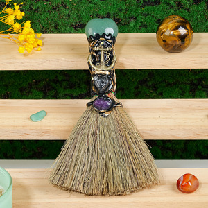 Escoba de cristal Natural en forma de corazón, pieza decorativa mágica de bruja de Halloween para regalos y ornamentación del hogar - Product Image 5