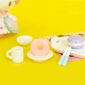 Vajilla Blanca de Diseño Nuevo, Tazas y Platos de Resina para Decoración de Cocina en Miniatura para Casa de Muñecas - Product Image 5