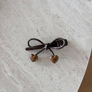 Barrette à cheveux mignonne en forme de cœur avec franges, accessoire de fête pour femme - Product Image 3