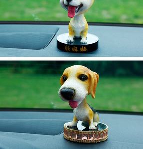 Figura Decorativa de Perro Miniatura de Poliresina, Cabeza Móvil, Bulldog, para el Tablero del Auto, Figura de Acción, Novedad 2023, Gran Venta - Product Image 4