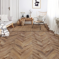 SPC Hybrid-Bodenbelag 8mm Wasserdicht Kratzfest Dielen mit Textur für Familienhunde-Zimmer