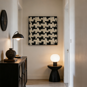 Arte Mural de Lujo Hecho a Mano con Diseño de Pata de Gallo, Decoración de Fibra en Blanco y Negro de Alta Gama para Hoteles de Lujo y Galerías de Arte - Product Image 2
