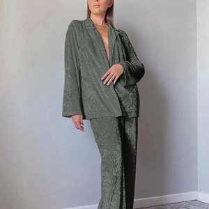 2022 Lente Valentijnsdag Nieuwe Designer Gouden Diamant Fluwelen Pyjama <span class=keywords><strong>Sets</strong></span> voor Vrouwen Familie Sexy Pyjama Tweedelige Nachtkleding Lounge Wear - Product Image 4