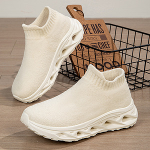 Zapatos de hombre de talla grande transfronterizos, nuevo estilo, clásicos para parejas, negros con cordones, parte superior de malla sólida, informales de otoño, para correr, cómodos y de ancho amplio. - Product Image 5