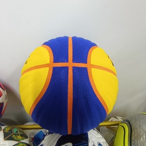 Balón de Baloncesto de Entrenamiento en Oferta, Personalizado, Profesional, Material PU, Tamaño 7 - Product Image 1