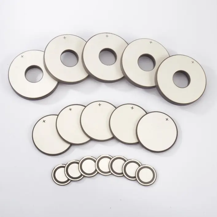 Anello e disco in ceramica piezoelettrica con elemento ceramico piezoelettrico ad ultrasuoni di diverse dimensioni di vendita diretta in fabbrica