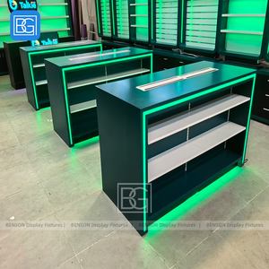 Meubles <span class=keywords><strong>de</strong></span> présentation commerciaux pour la vente au détail, étagères en bois éclairées par LED, vitrines, comptoirs, unités <span class=keywords><strong>de</strong></span> présentation, construction en métal - Product Image 5