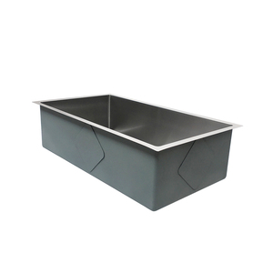 Évier de <span class=keywords><strong>cuisine</strong></span> rectangulaire en acier inoxydable 304 de qualité supérieure, à montage <span class=keywords><strong>sous</strong></span> plan, fait à la main, à un seul bac, en vente actuellement - Product Image 4