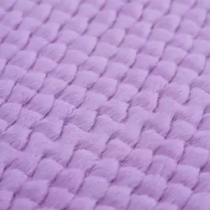 Fabricant de fausse fourrure de renard, 100% polyester, tissu bon marché, couleur unie, fausse fourrure de lapin pour vêtements et jouets de maison