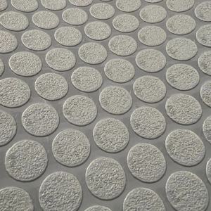 Rouleaux de revêtement de sol <span class=keywords><strong>antidérapant</strong></span> en TPO à motif de pièces de monnaie, largeur personnalisée, pour usage industriel et commercial, vente en gros directe usine - Product Image 2