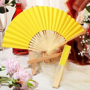 พัดไม้ไผ่แบบปรับแต่งได้พร้อมลวดลายศิลปะพื้นบ้านแกะสลัก ขนาด 33 ซม. พัดพับตกแต่งด้วยการเพ้นท์ เหมาะสำหรับเป็นของขวัญทางธุรกิจ - Product Image 2