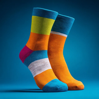 Étiquettes FNSKU personnalisées Achat en gros de chaussettes de sport de haute performance pour hommes et femmes Chaussettes de course athlétiques évacuant l'humidité avec semelle rembourrée et calcetines al por mayor