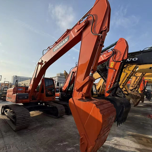 DOOSAN DX225DX300DX350, excavatrices de taille moyenne, 22 tonnes, 30 tonnes, 35 tonnes, excavatrices sur chenilles d'occasion, à vendre. - Product Image 1