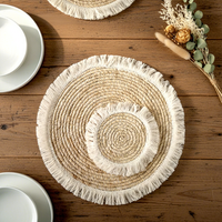 Set de table en paille tressée au design pastoral moderne et simple, tapis en peau de maïs tressé avec bord à pompons, épais et isolant thermique, pour petite tasse à thé