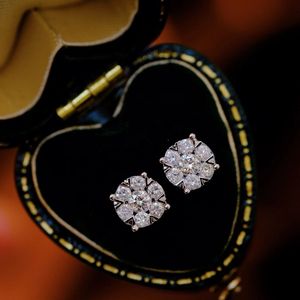 Boucles d'oreilles Xinfly de luxe en or massif 18 carats avec diamant naturel de 0,54 carat pour femmes - Product Image 5