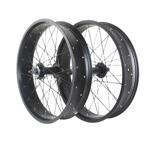 Juego de Ruedas de Aleación de Aluminio de Alta Calidad para Bicicleta de Nieve 20/24/26*4.0 para Bicicleta de <span class=keywords><strong>Rueda</strong></span> Ancha y de Playa, <span class=keywords><strong>Rueda</strong></span> Delantera y <span class=keywords><strong>Trasera</strong></span> - Product Image 1