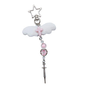 Japonais mignon petit ange malade en peluche ailes anti-perte porte-clés mine broche sous-culture carte livre suspendus ornements - Product Image 5