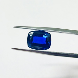 Saphir bleu de culture, forme coussin, facetté, pierres précieuses en vrac pour la fabrication de bijoux, procédé de fusion à la flamme, corindon - Product Image 1