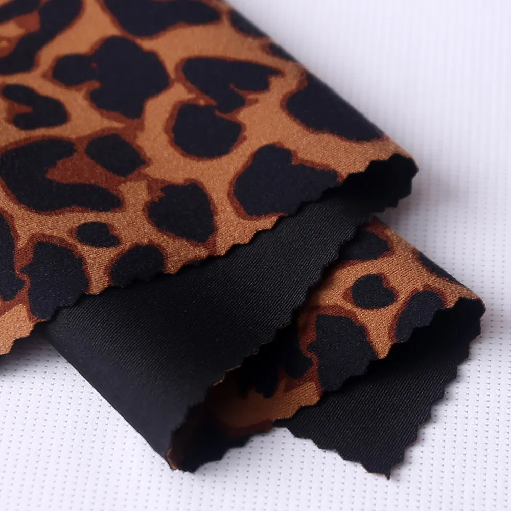 Tecido dupla face de nylon e poliéster spandex de alta elasticidade estampado de leopardo roupa de ioga com estampa digital tecido esportivo e fitness