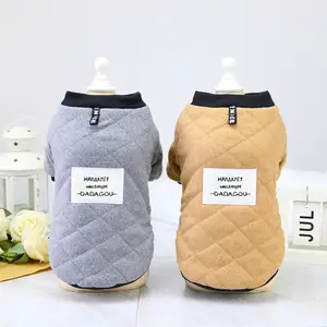 Wholesale Pet Apparel Clothing Fashion Warm Comfortable Winter Cat Puppy Small Dog Clothes Coat for Daily Wear