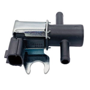 Válvula Solenoide del Canister de Carbón Nissan K5T46696 12V para Control de Gas en Uso Automotriz - Product Image 1