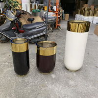 Vas Bunga Stainless Steel Gaya Nordic untuk Dekorasi Rumah, Pot Tanaman Hitam Besar untuk Dalam Ruangan, Pot & Planter Bunga Dekoratif untuk Taman