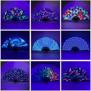 Ventilador Plegable Fluorescente UV Luminoso Personalizable para Fiestas, Discotecas y Bares, Ideal para Kung Fu - Product Image 4