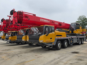 Grúa sobre Camión STC500C5-8 Pro de 50 Toneladas con Pluma Principal de 46 m para la Construcción de Edificios de Gran Altura y Puentes - Product Image 2