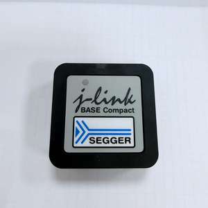 Emulador y Depurador SEGGER J-LINK BASE COMPACT 8.19.00 con Interfaz USB JTAG SWD, CPU de 1.8GHz, 1 Año de Garantía - Product Image 1