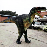 Costume de dinosaure grandeur nature fait main pour enfants, idéal pour le divertissement interactif ou comme costume de T-Rex animatronique chez Dinosaur Factory
