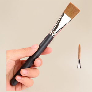 Pinceau de contour synthétique doux de qualité supérieure pour estomper les fonds de teint liquides et crèmeux, les correcteurs et l'application de masques faciaux plats - Product Image 4