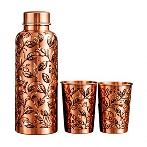 Botella de Agua de Cobre con Diseño de Hojas Moderno, con Tapa y 2 Tazas, Juego de Bebidas Portátil - Product Image 1
