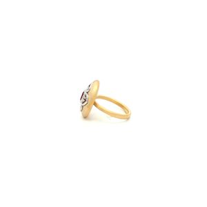 Anillo de cóctel de oro amarillo de 18 quilates más vendido con rubí ovalado cabujón, de un rico tono rojo que exuda pasión y sofisticación - Product Image 2