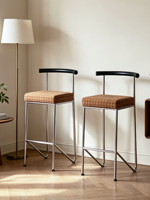Tabouret de bar minimaliste Bauhaus du milieu du siècle en acier inoxydable, chaise de salle à manger design pour usage domestique
