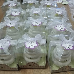 Pot à miel en céramique Bee Happy avec cuillère, pot à miel avec emballage exquis pour mariage, fête prénuptiale, fête de naissance, cadeau de fête - Product Image 5
