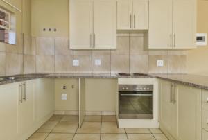 Meubles de cuisine sur mesure haut de gamme en bois massif MFC, personnalisation de meubles de maison haut de gamme - Product Image 5