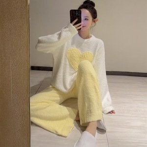 <span class=keywords><strong>Pigiama</strong></span> donna invernale in <span class=keywords><strong>pile</strong></span> caldo cuore dolce Set Loungewear <span class=keywords><strong>taglie</strong></span> <span class=keywords><strong>forti</strong></span> di fascia alta - Product Image 3