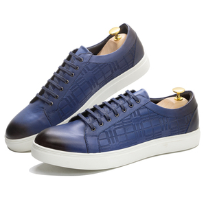 Nouvelle Arrivée Chaussures Décontractées pour Hommes en Cuir de Vachette Véritable Style Skateboard à Lacets Respirantes pour la Marche et la Course à Pied - Product Image 1