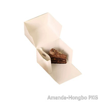 Boîte à gâteau individuelle en papier alimentaire jetable personnalisée avec emplacement pour bloc réfrigérant et compartiment porte-fourchette