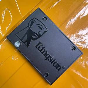 ขายส่งฮาร์ดดิสก์ Kingston SATA 1TB 240GB 480GB 960GB SATA3.0 ขนาด 2.5 นิ้ว แบบ Solid State Drive (SSD) ของแท้ - Product Image 1
