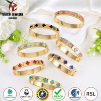 Gelang Mewah Anti-Kusam Bermotif Semanggi Empat Daun, Lapisan Emas 18K PVD, Baja Anti Karat, Perhiasan Wanita Bertumpuk yang Stylish