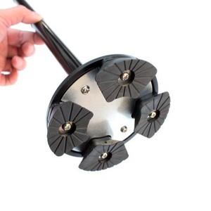 Bâton de marche pliable Cleye en alliage d'aluminium noir à 4 pieds antidérapant avec lumière pour personnes âgées, support de randonnée - Product Image 3