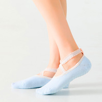 Chaussettes de yoga, de barre et de Pilates en coton de haute qualité OEM, vente chaude, chaussettes antidérapantes pour femmes, techniques de tricot pour l'automne