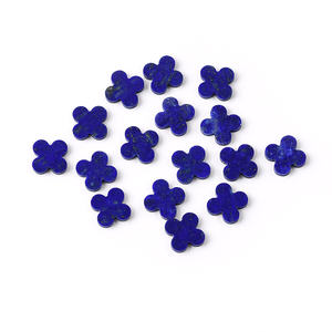 Trèfle à quatre feuilles naturel sur mesure en <span class=keywords><strong>lapis</strong></span>-lazuli, <span class=keywords><strong>pierre</strong></span> précieuse à dos plat, personnalisation en gros, fournisseur de pierres précieuses en forme de trèfle - Product Image 2