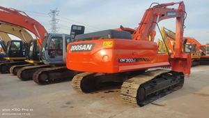 รถขุด Doosan DX300 มือสอง สภาพดี รักษาการใช้งานตามมาตรฐานเดิม พร้อมขาย - Product Image 6