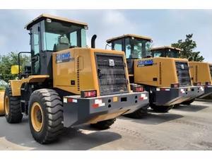 Mini chargeuse sur pneus à chenilles 2026 LW300KN Moteur diesel Perkins Composants hydrauliques KYB Chargeuse frontale Moment de charge élevé - Product Image 3