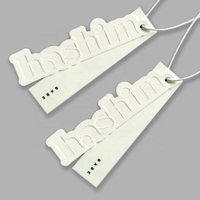 Étiquettes suspendues personnalisées en relief pour papier spécialisé certifié, écologiques, pour chapeaux, casquettes, sacs, chaussures