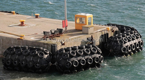 Protection yokohama pneumatique en caoutchouc sur quai port quai jetée ponton quai navire bateau pare-chocs chaîne de pneu - Product Image 5