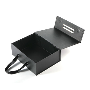 Custom-Made Luxury Folding Gift <strong>Box</strong> <strong>with</strong> Magnetic Fastener Personalized Logo Luxury Cardboard Handle Fast Shipping Paper Boxes - Product Image 6